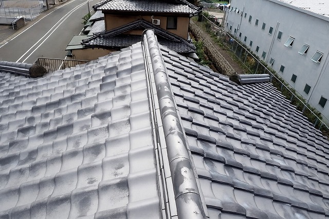 【長崎県】瓦屋根にお住いの方は台風や地震の被害に備えられていますか？低コストでできる屋根補修をご紹介！