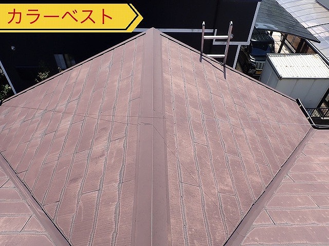 【長崎市】屋根のひび割れを見逃すと雨漏りの危険が！カラーベスト劣化の初期症状を知ろう
