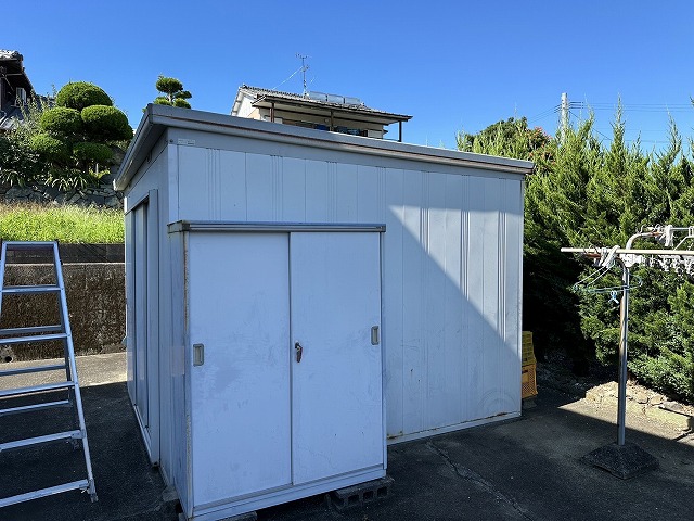 諫早市で倉庫の無料点検！屋根と外壁にサビが広がっている状態を確認しました！